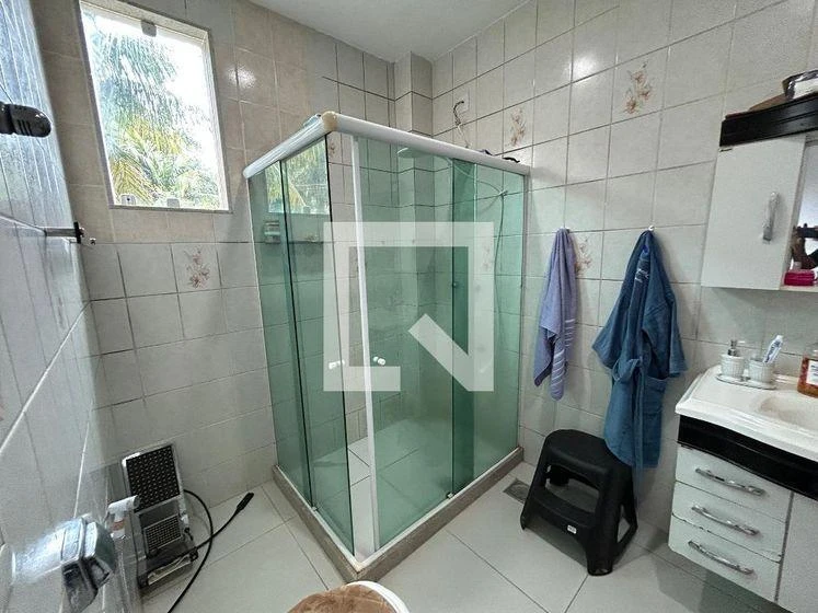 4-bedroom house with a washing machine — photo 36