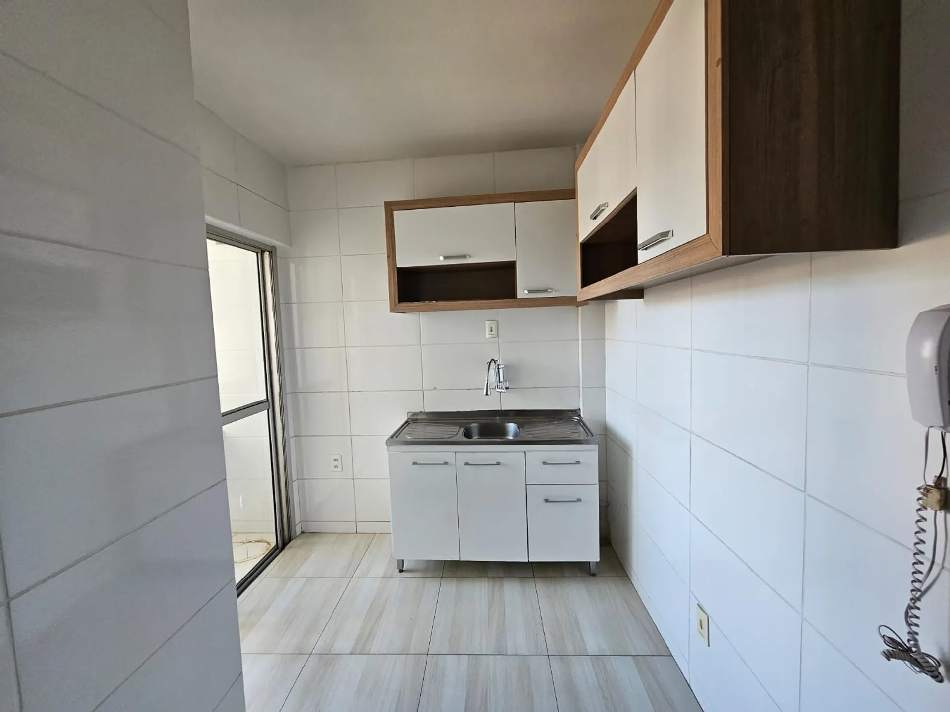 Apartamento de 81 m² con 3 habitaciones y cocina independiente — photo 3