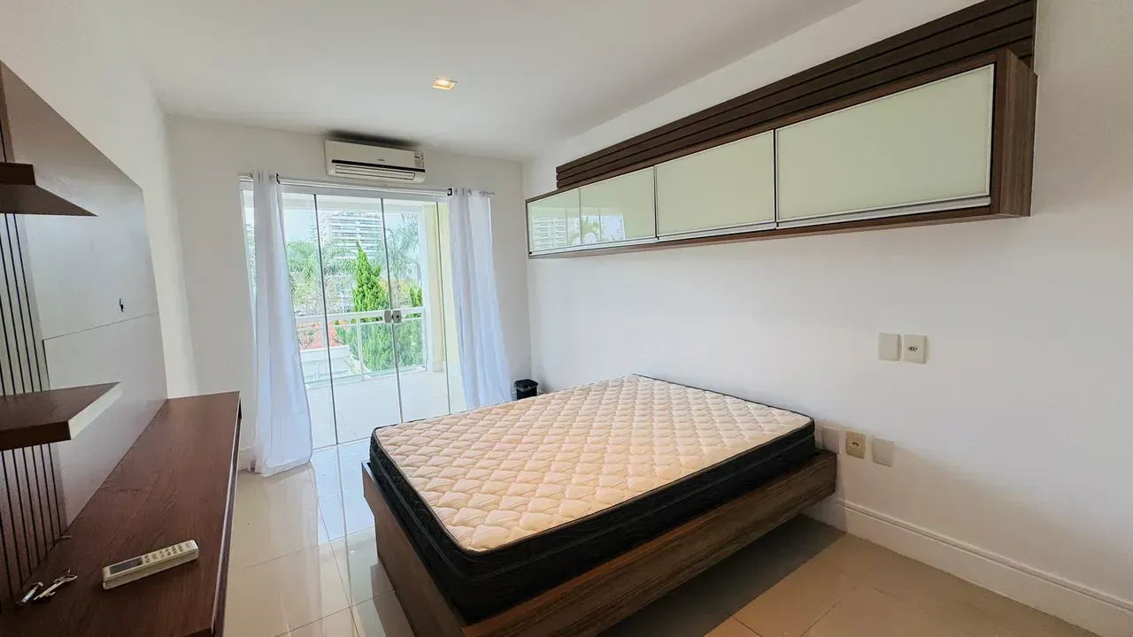 Casa mobiliada com 4 quartos e 5 banheiros, 340 m² — photo 8