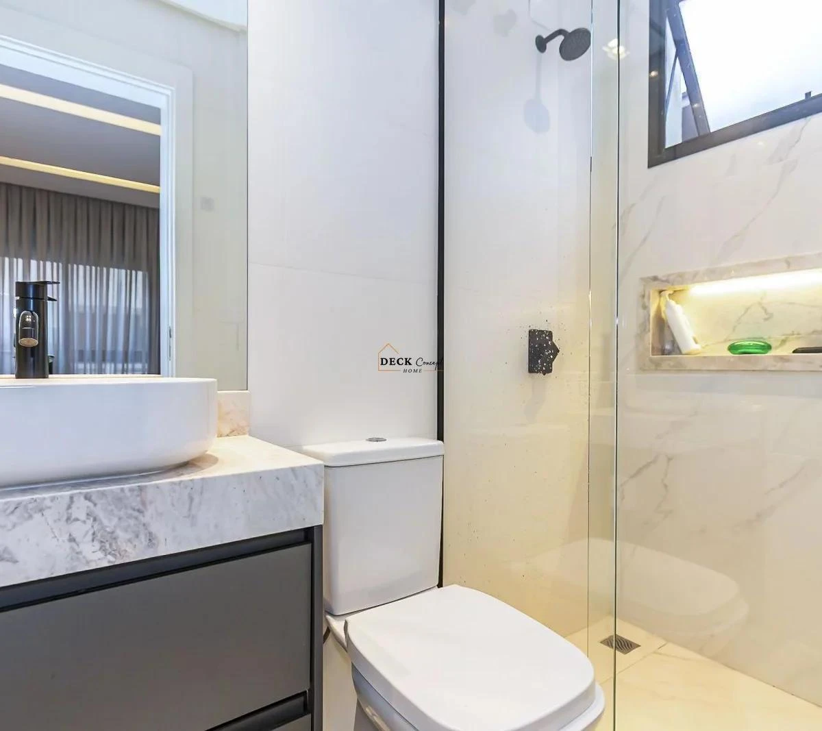 Furnished 356 m² house with 3 bedrooms and open-plan kitchen — photo 42