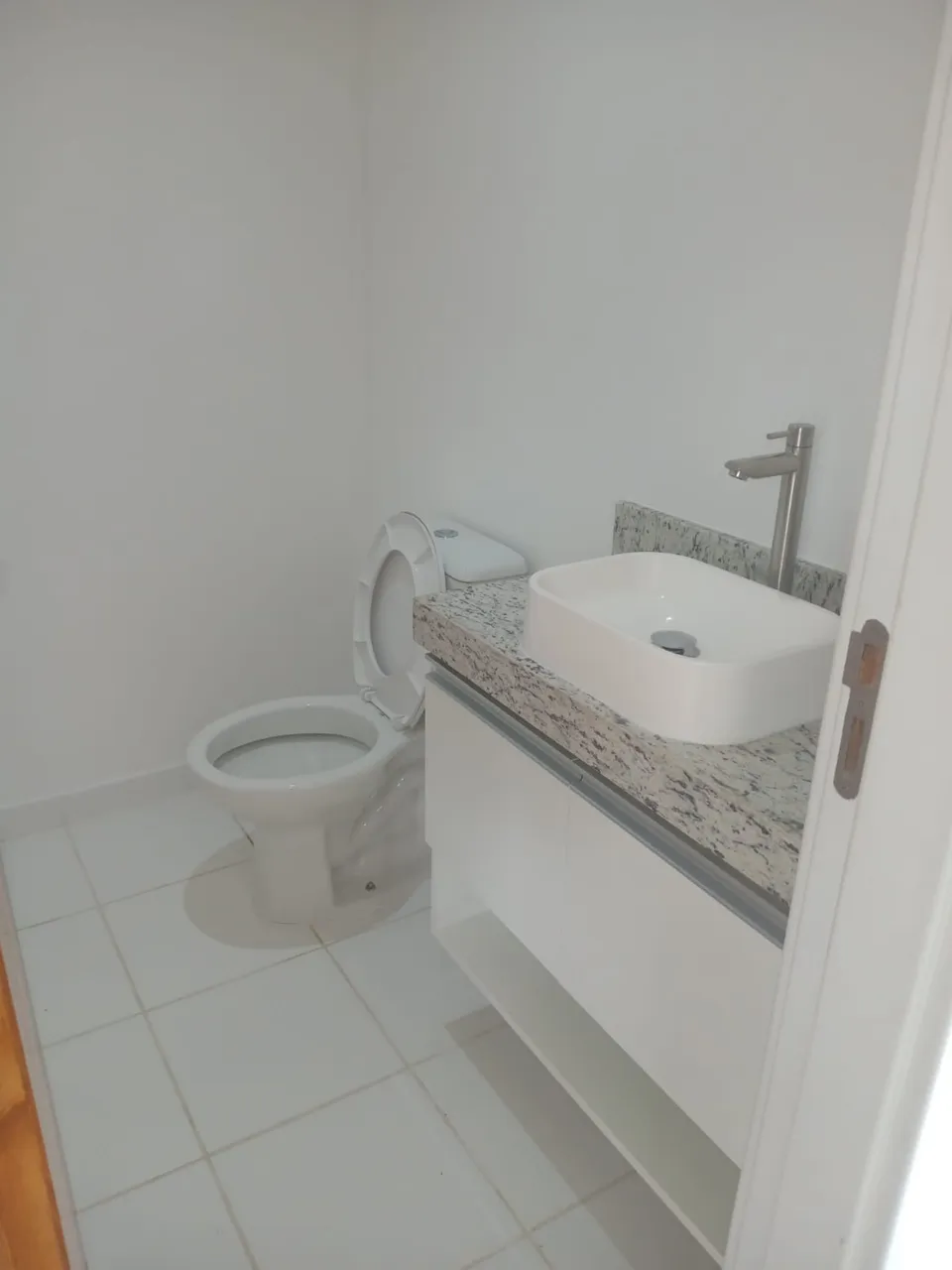 House with 3 bedrooms and 3 bathrooms, open kitchen — photo 12