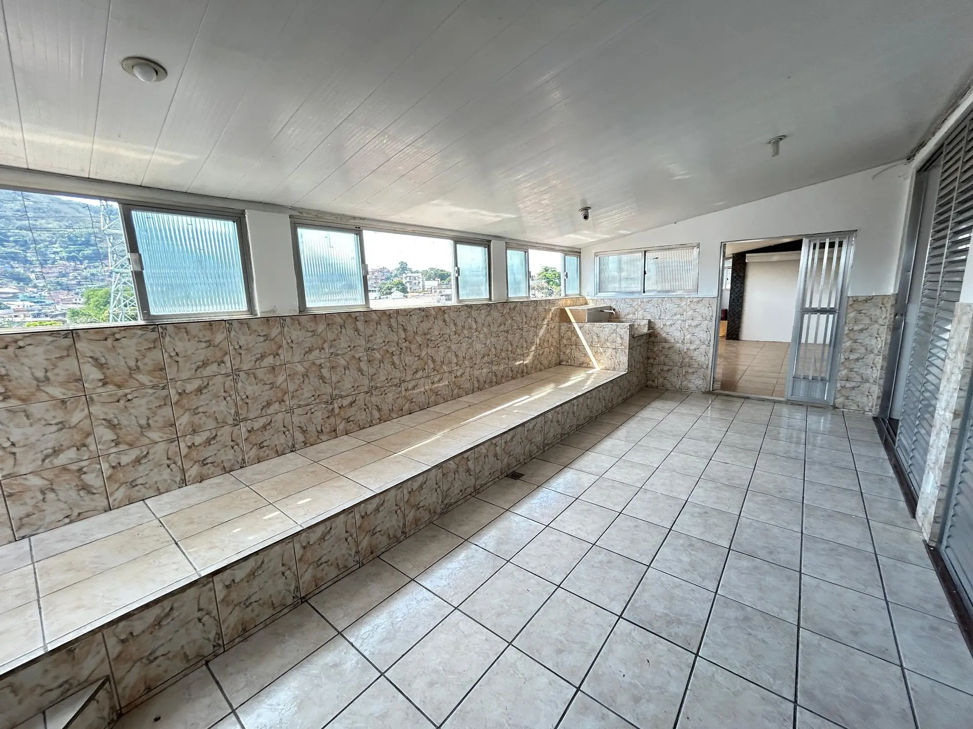 3-bedroom apartment with balcony grill and 2 bathrooms
