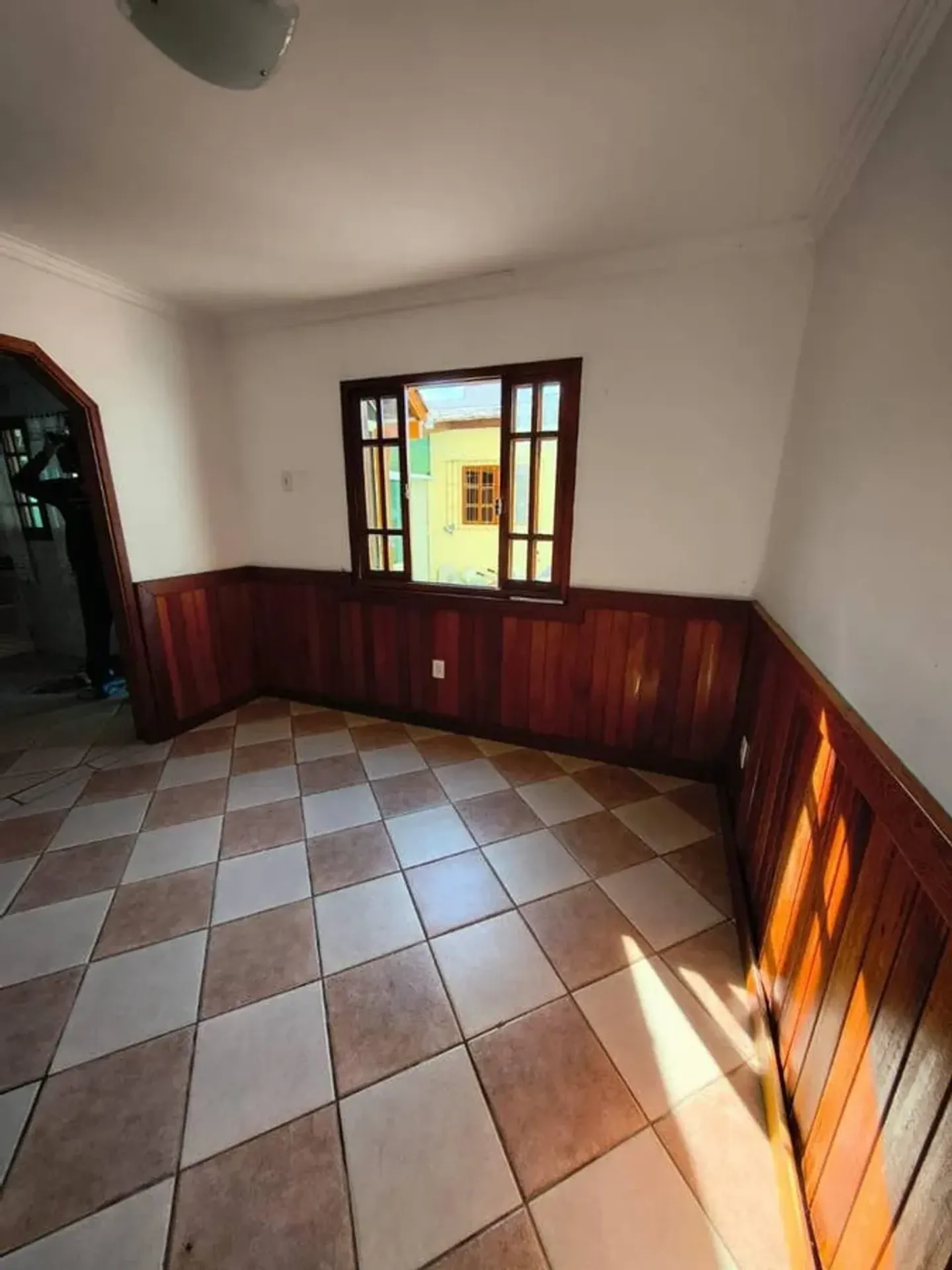 700 m² house with a bathtub and a grill on the balcony — photo 50