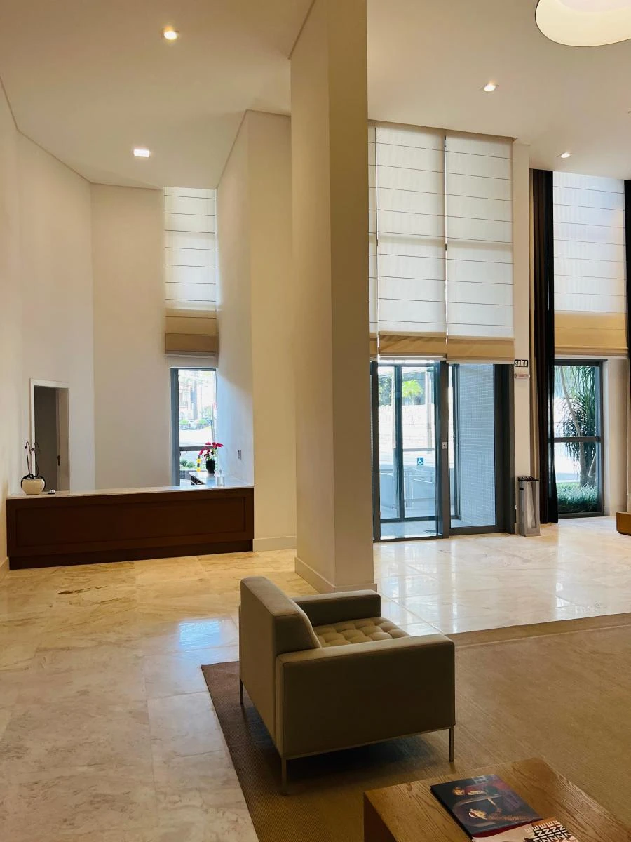 Apartamento de 190 m² con 3 dormitorios y ventanales amplios — photo 35