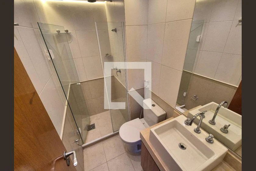 Furnished 3-bedroom apartment with balcony and views — photo 39
