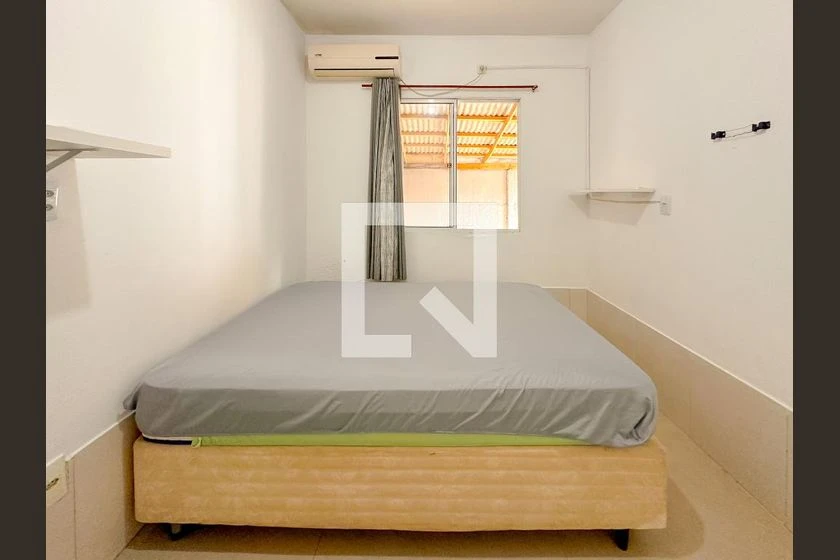 Apartamento amueblado de 1 dormitorio y 1 plaza — photo 3