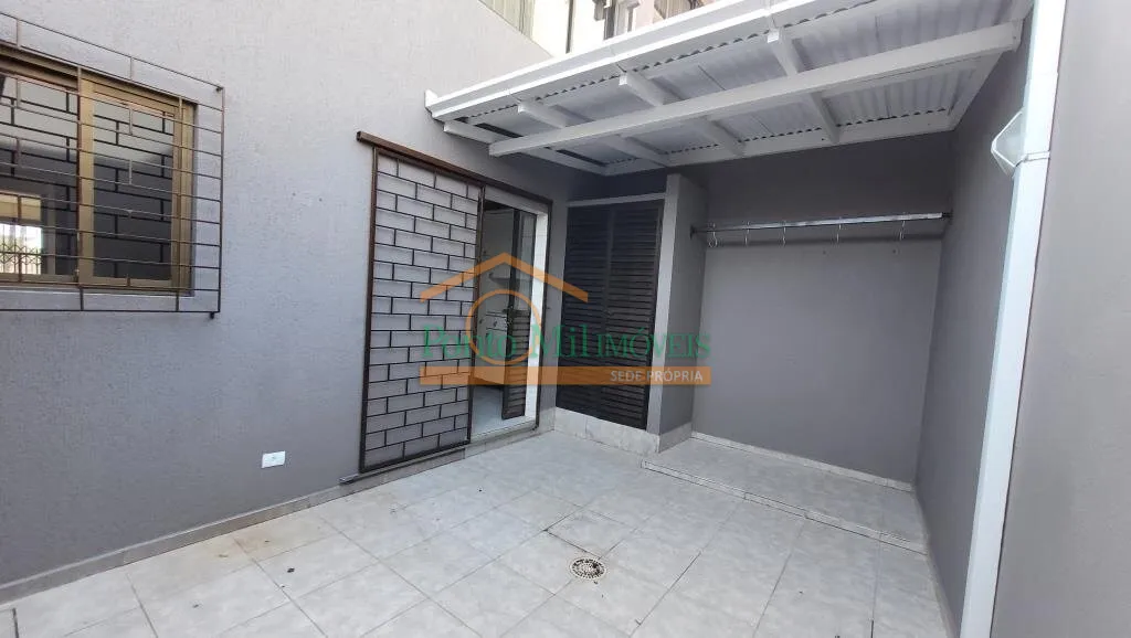 3-bedroom house with suite and separate closed kitchen — photo 2