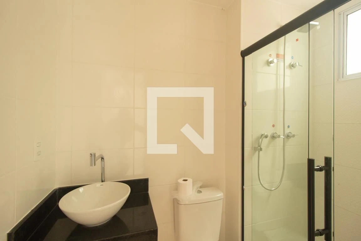 2-bedroom apartment in a building with a pool — photo 41