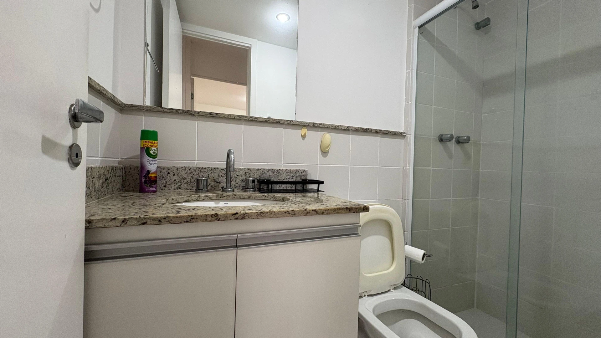 70 m² apartment with a home office and a washing machine — photo 29