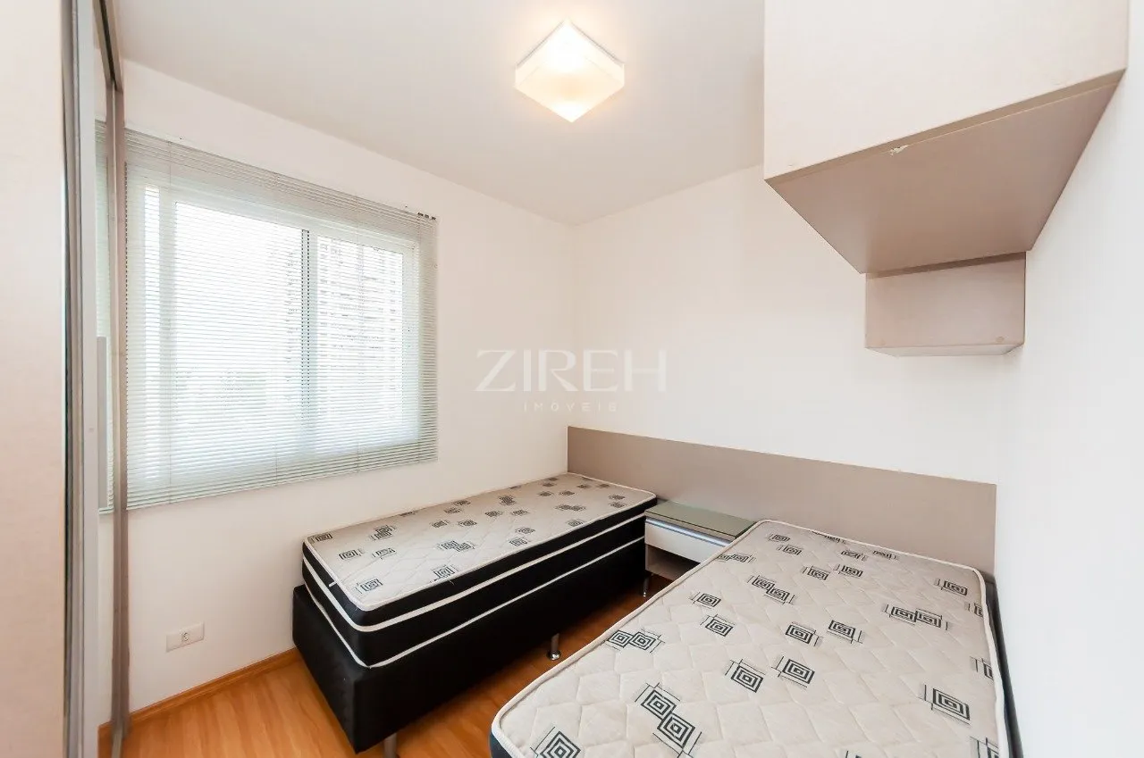 Квартира 70 м² с застеклённым балконом и рабочим местом — photo 7
