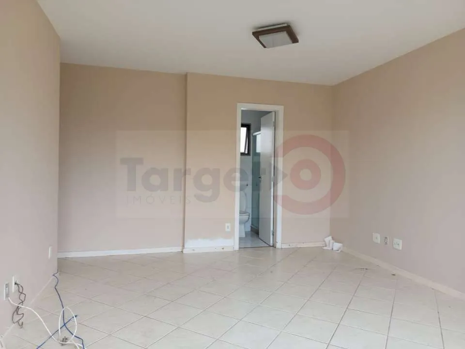 Home office in a 4-bedroom apartment, 230 m² — photo 37