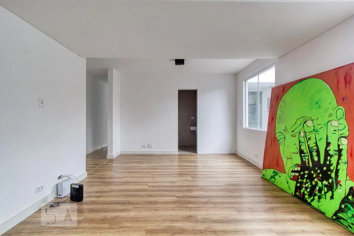 House with 3 bedrooms and 4 bathrooms with a closed kitchen — photo 23