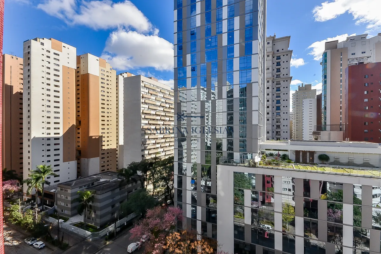 Apartamento de 3 dormitorios con balcón cerrado (117 m²) — photo 15