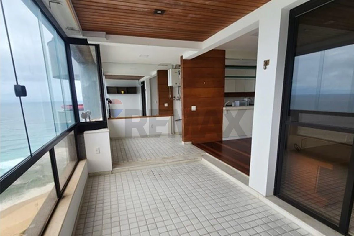 Apartamento de 1 quarto com sacada de vidro e 67 m² — photo 9