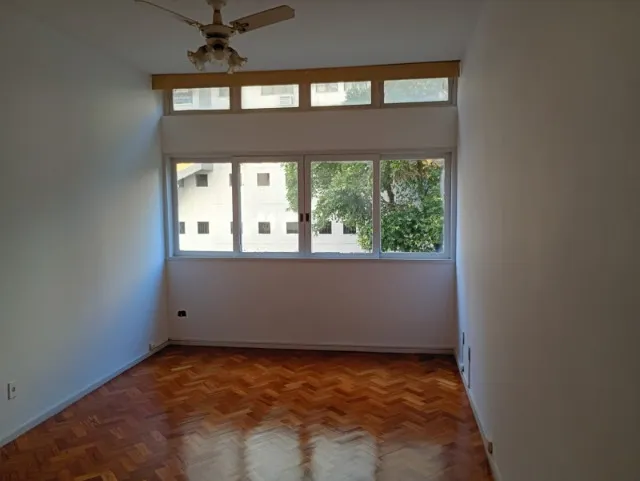 Unfurnished 2-bedroom apartment with 2 bathrooms — photo 3