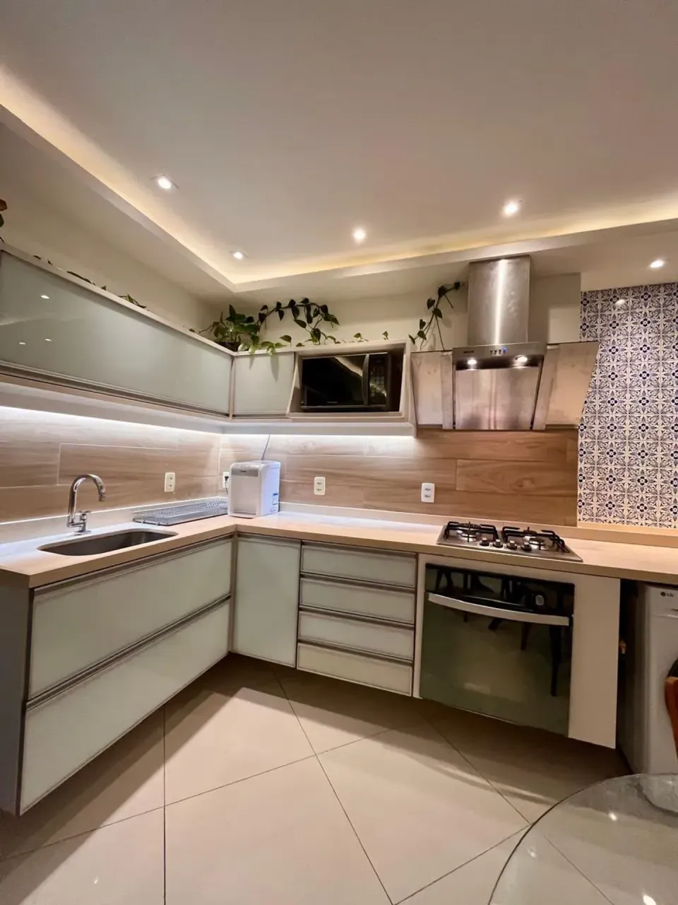 Furnished 2-bedroom apartment with 2 bathrooms, 88 m² — photo 8