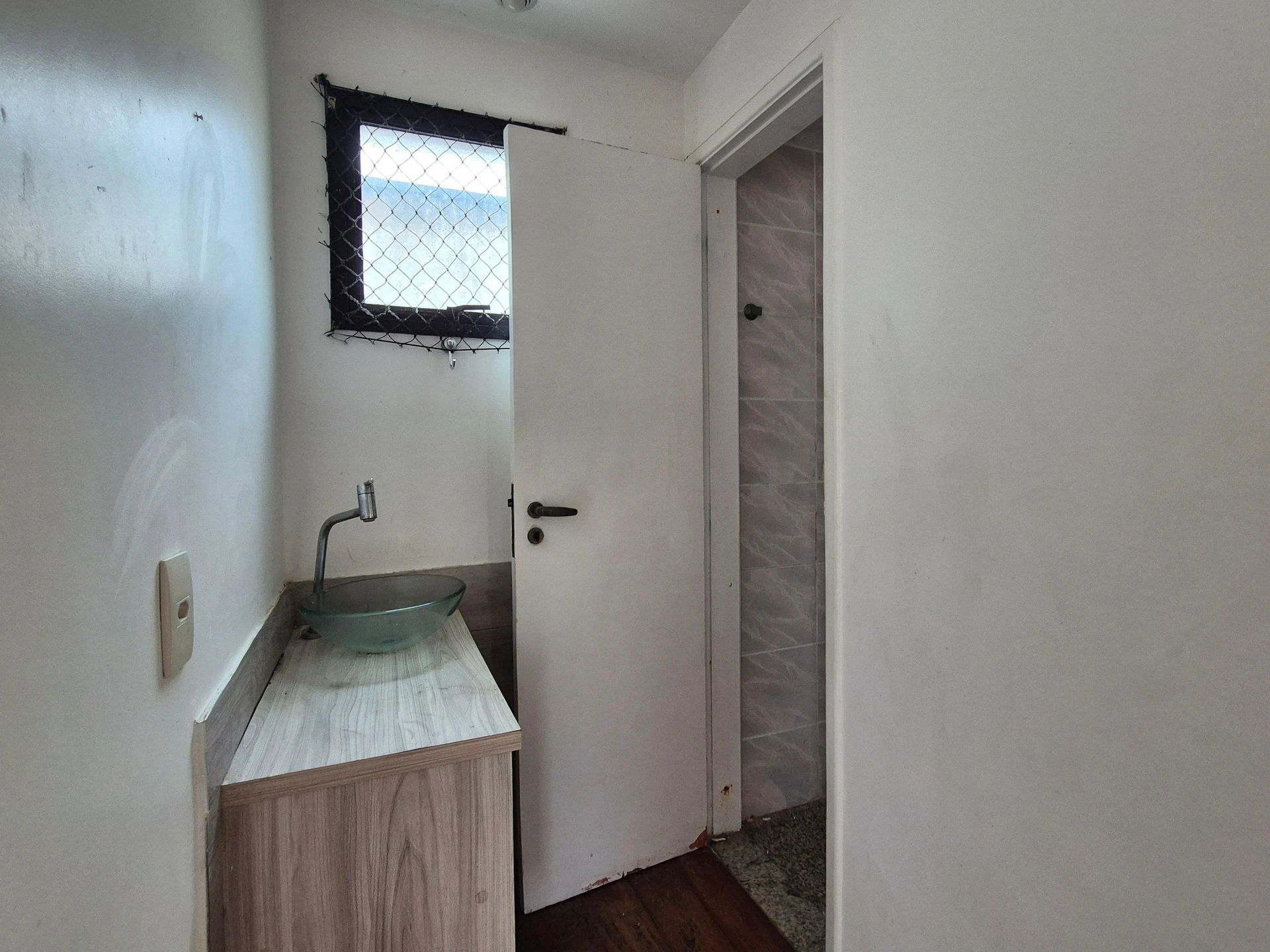 Rental apartment with 4 bedrooms and 3 en-suite baths — photo 25