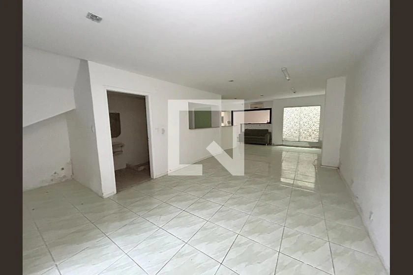 Casa para alugar sem mobília com 4 quartos e 1 banheiro — photo 5