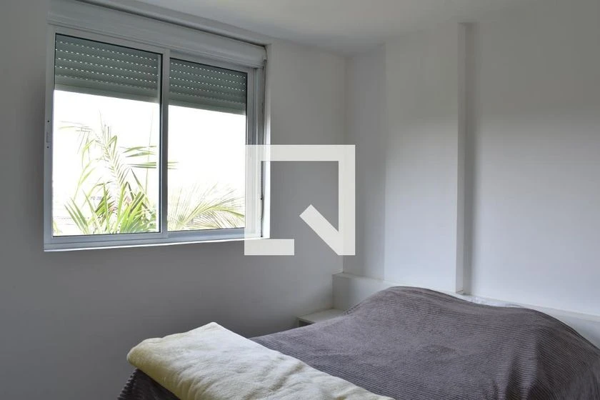 Furnished apartment with 2 bedrooms and open kitchen — photo 4