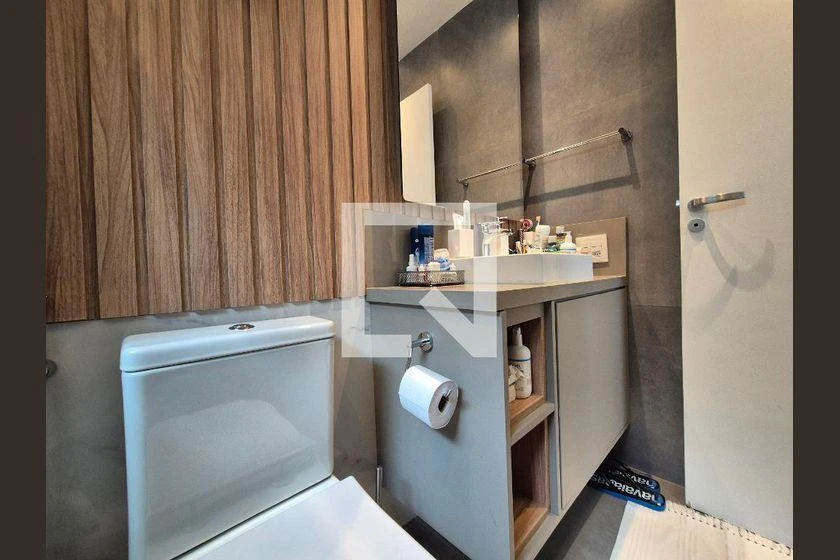 Home office in a 4-bedroom house, 373 m² — photo 43