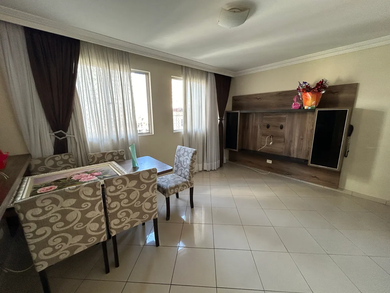 Apartamento con 3 dormitorios y 2 baños, 1 plaza de auto — photo 3