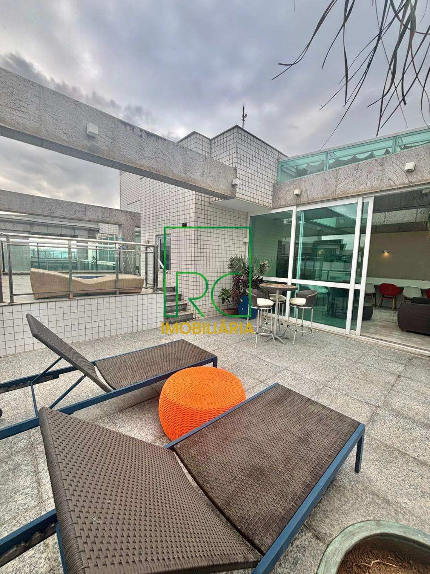 Apartamento com 4 quartos e varanda ampla — photo 28