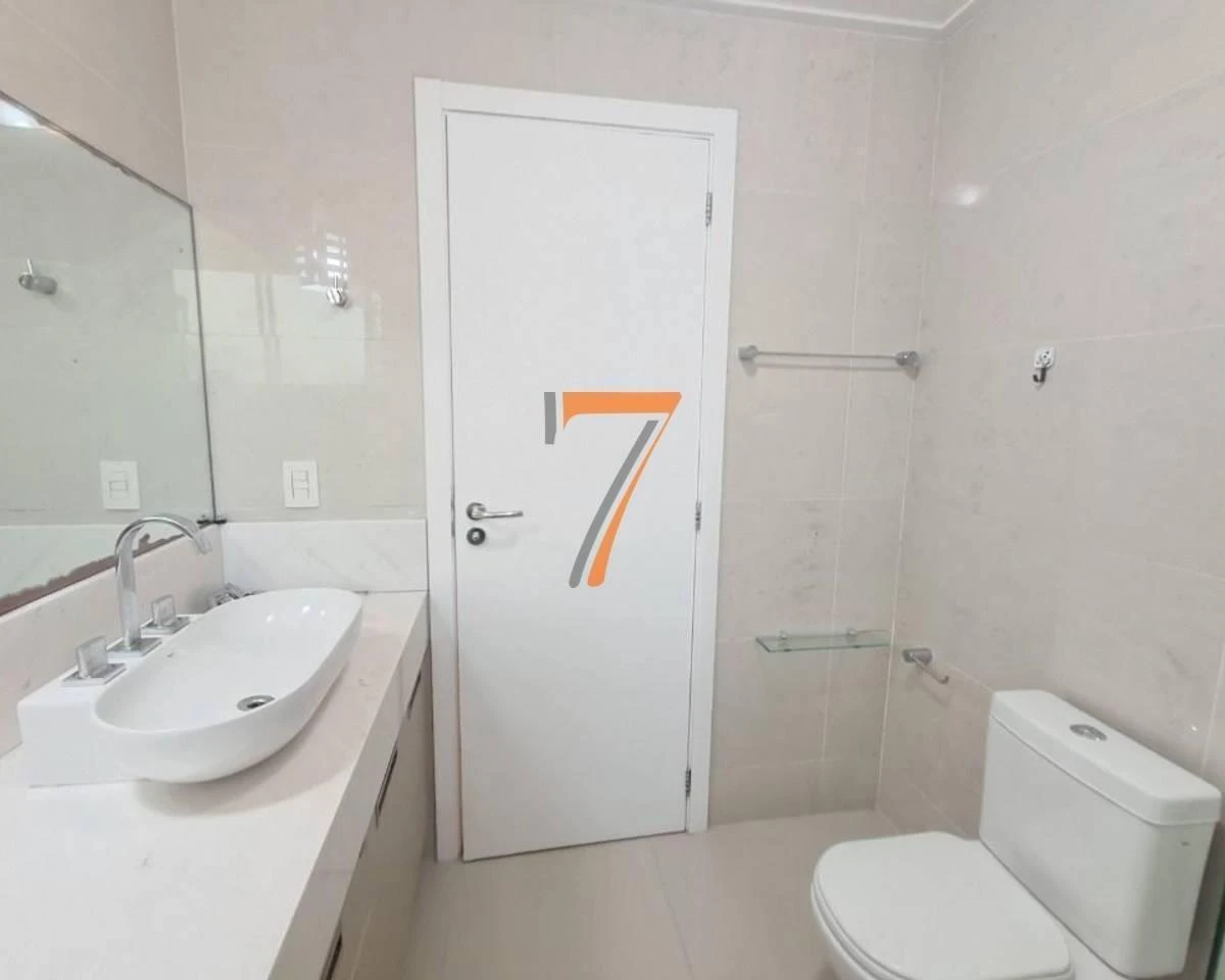 Apartamento de 4 dormitorios con 253 m² y 3 plazas — photo 31