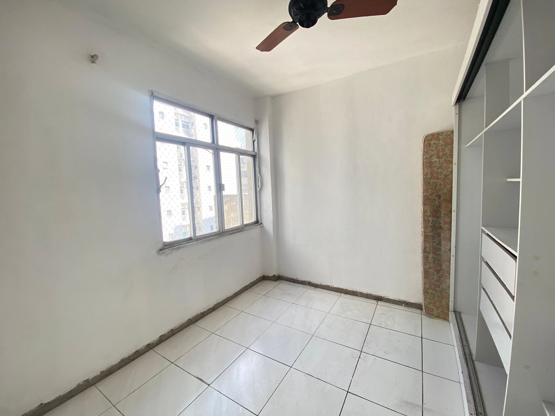 Квартира з 2 спальнями, 1 ванною та терасою — photo 19