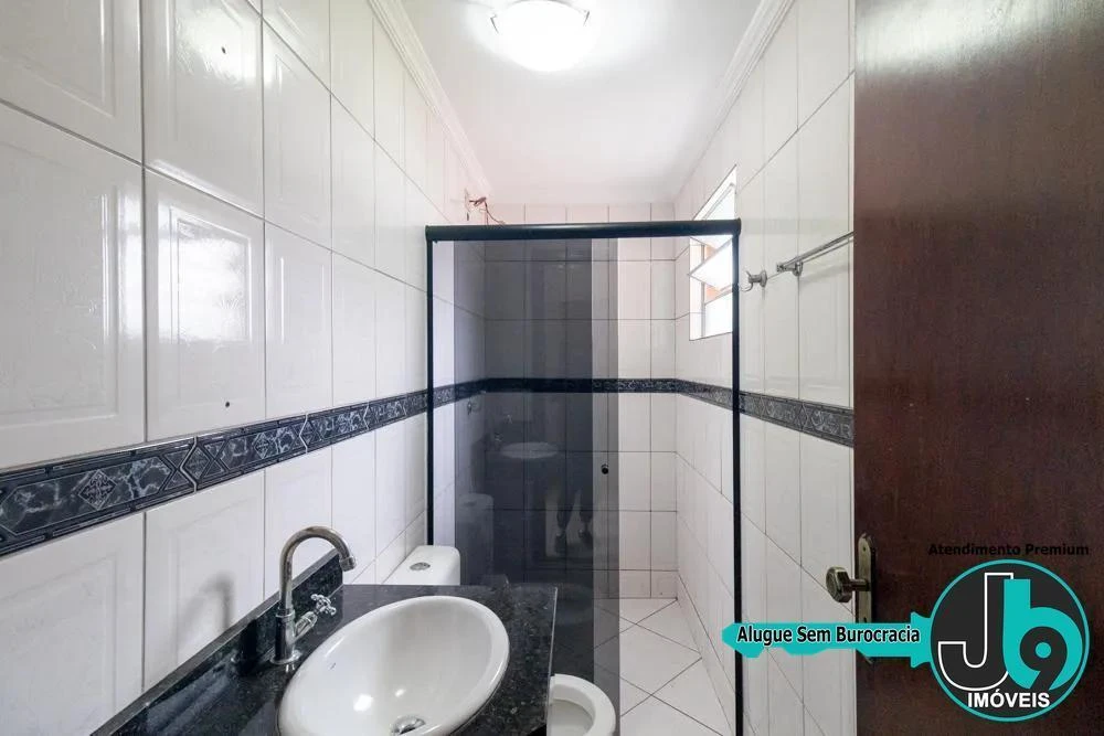 3-bedroom apartment with a grill on the balcony in Curitiba — photo 13