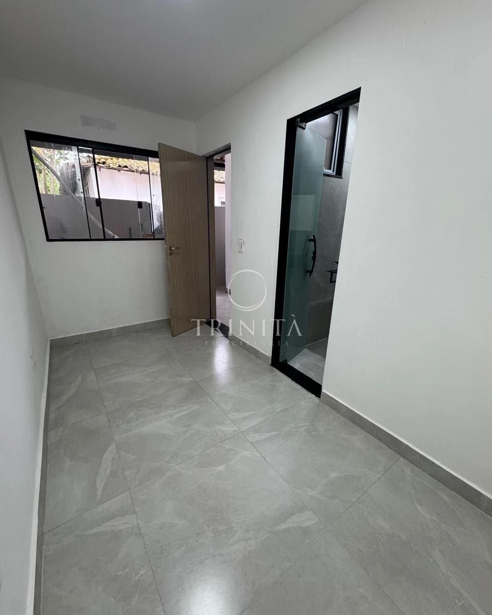 6-bedroom house, 3 with their own bathrooms, 350 m² — photo 11