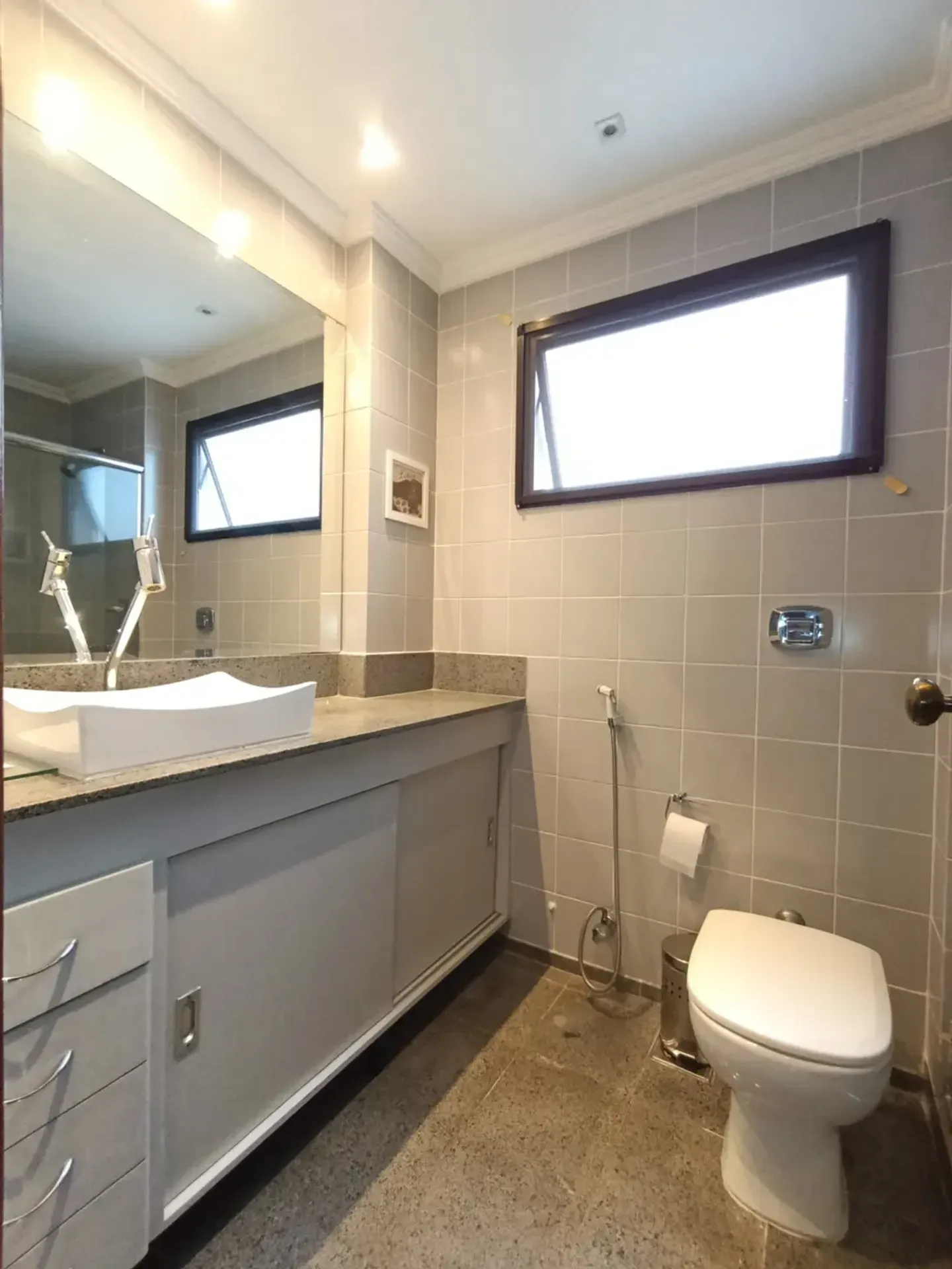 Apartamento sem mobília com cozinha separada e 2 quartos — photo 38