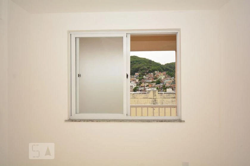 2-bedroom apartment with a mountain view in Rio de Janeiro — photo 5