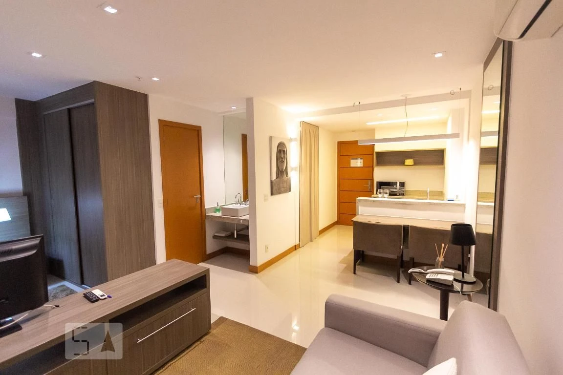 Furnished 1-bedroom apartment with private garden — photo 19