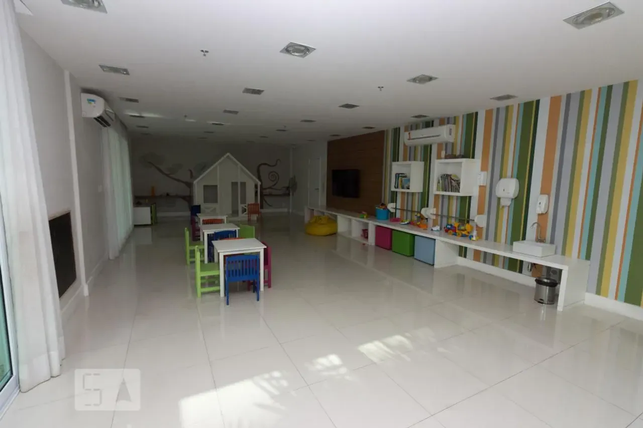 Furnished 93 m² apartment with 3 bedrooms and 1 parking — photo 57