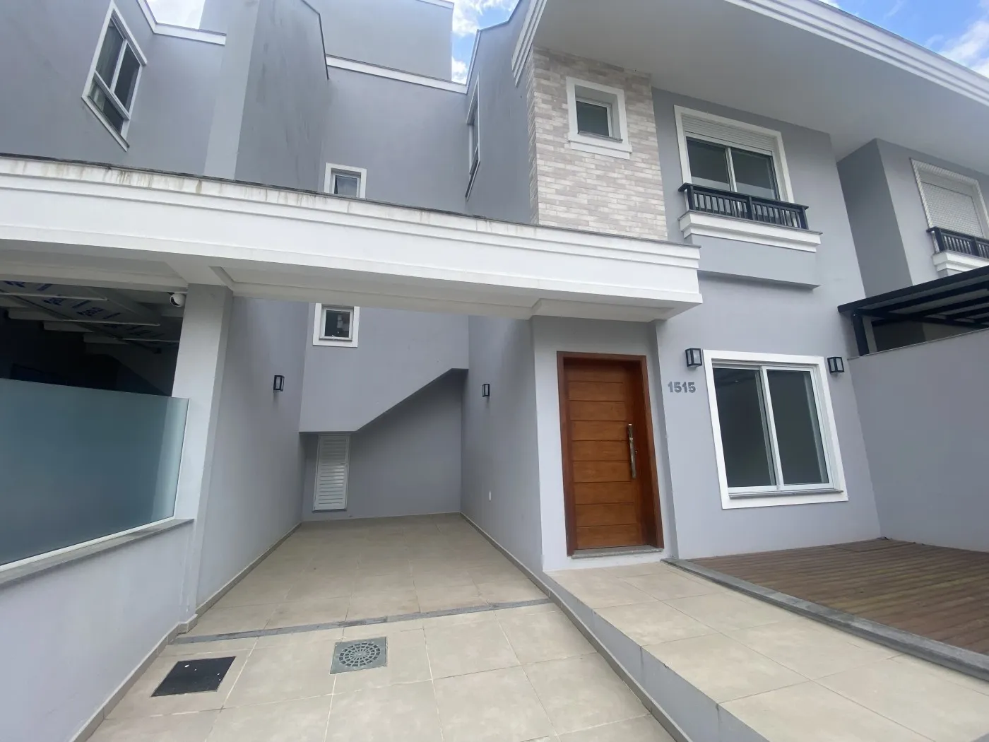 4-bedroom house with a grill on the balcony in Florianópolis — photo 2