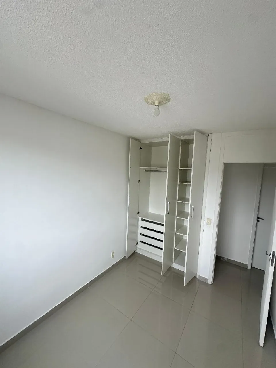 Apartamento de 3 habitaciones con cocina cerrada — photo 7