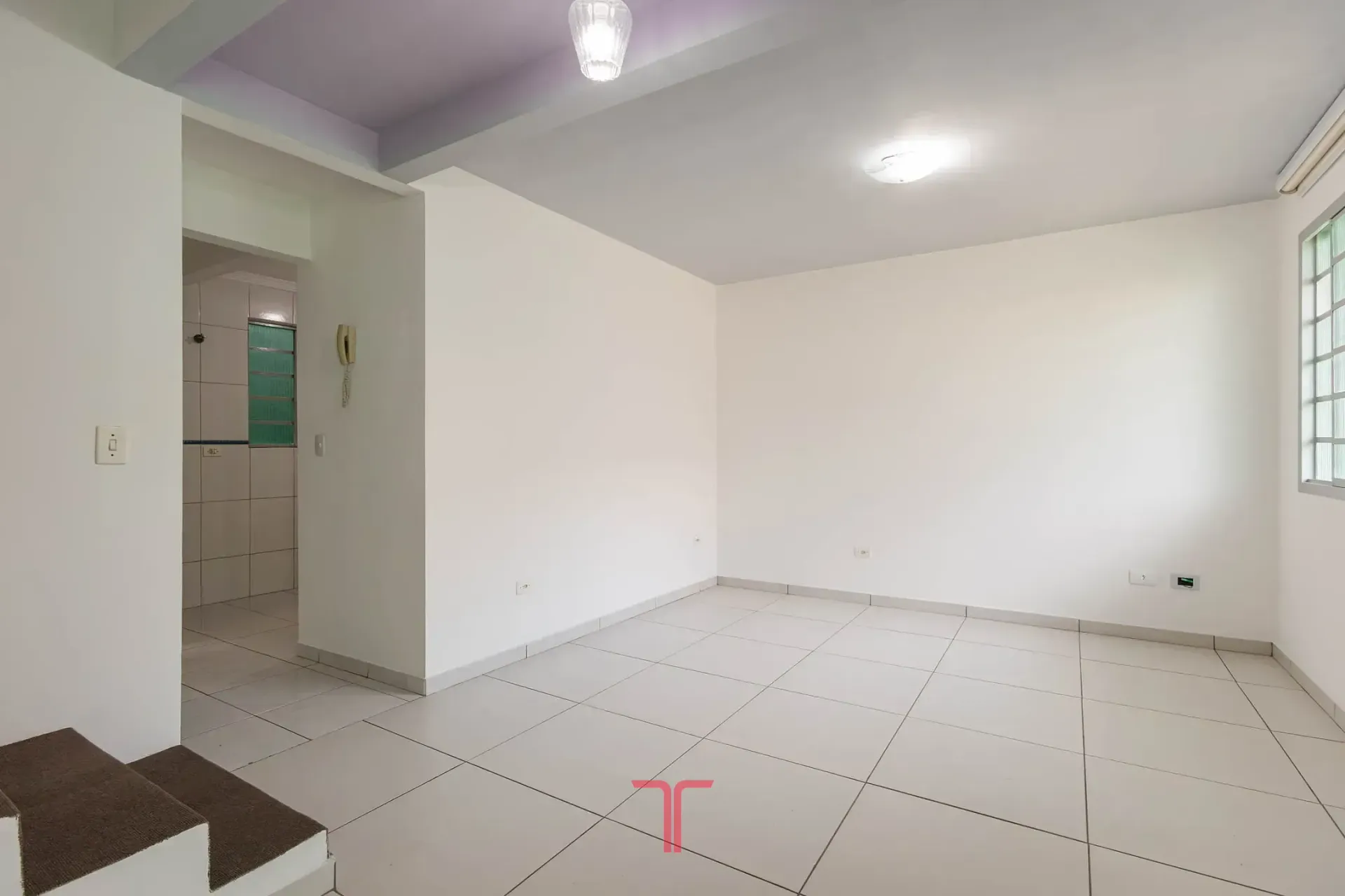 Незамебльований будинок з 3 спальнями та закритою кухнею — photo 12