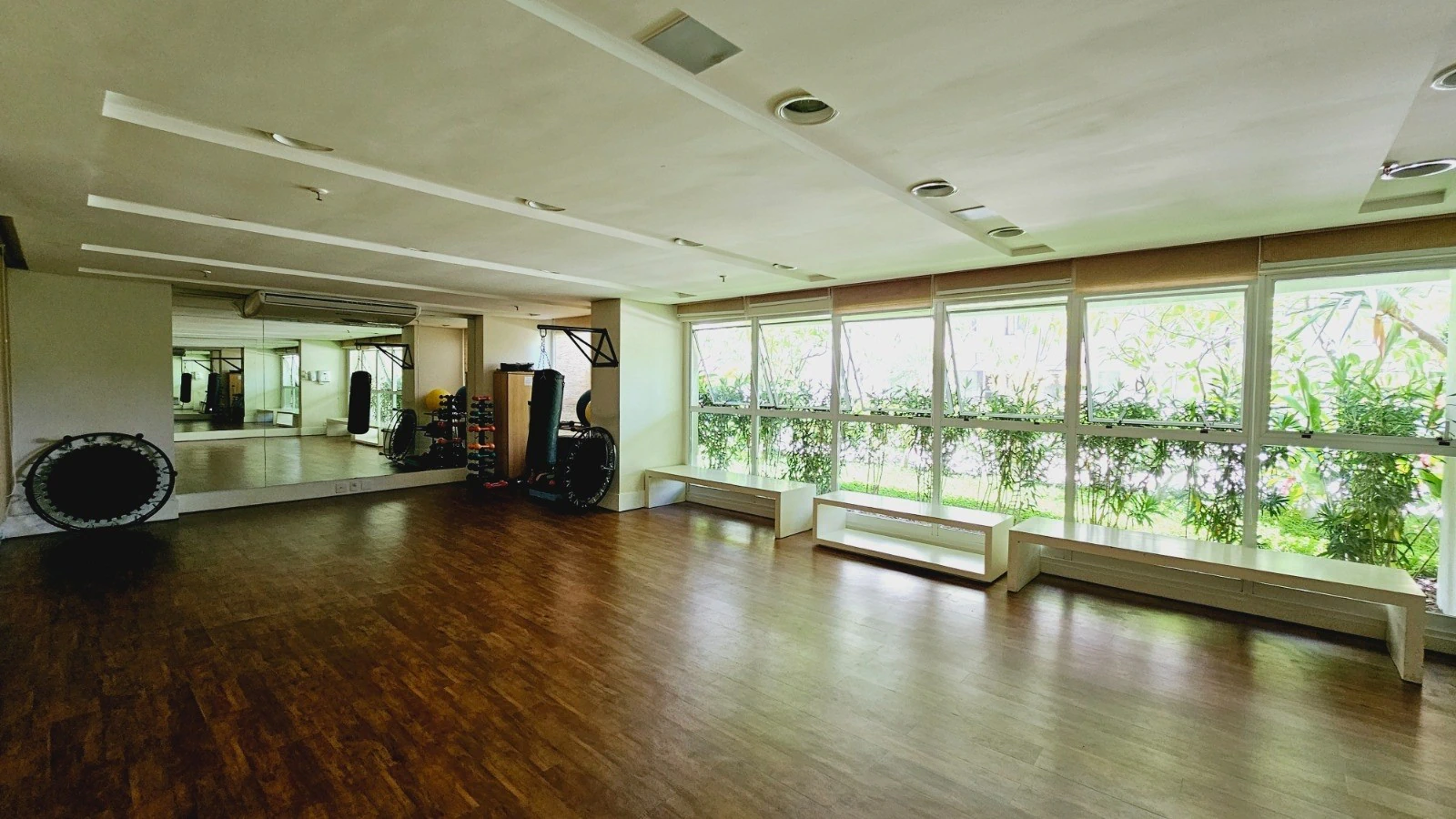 Apartamento mobiliado com 2 quartos e 2 banheiros — photo 39