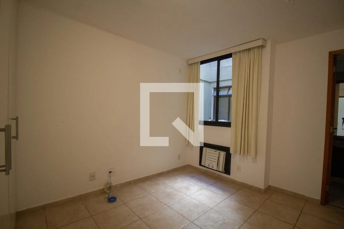 Apartamento com 4 suítes e varanda envidraçada — photo 27