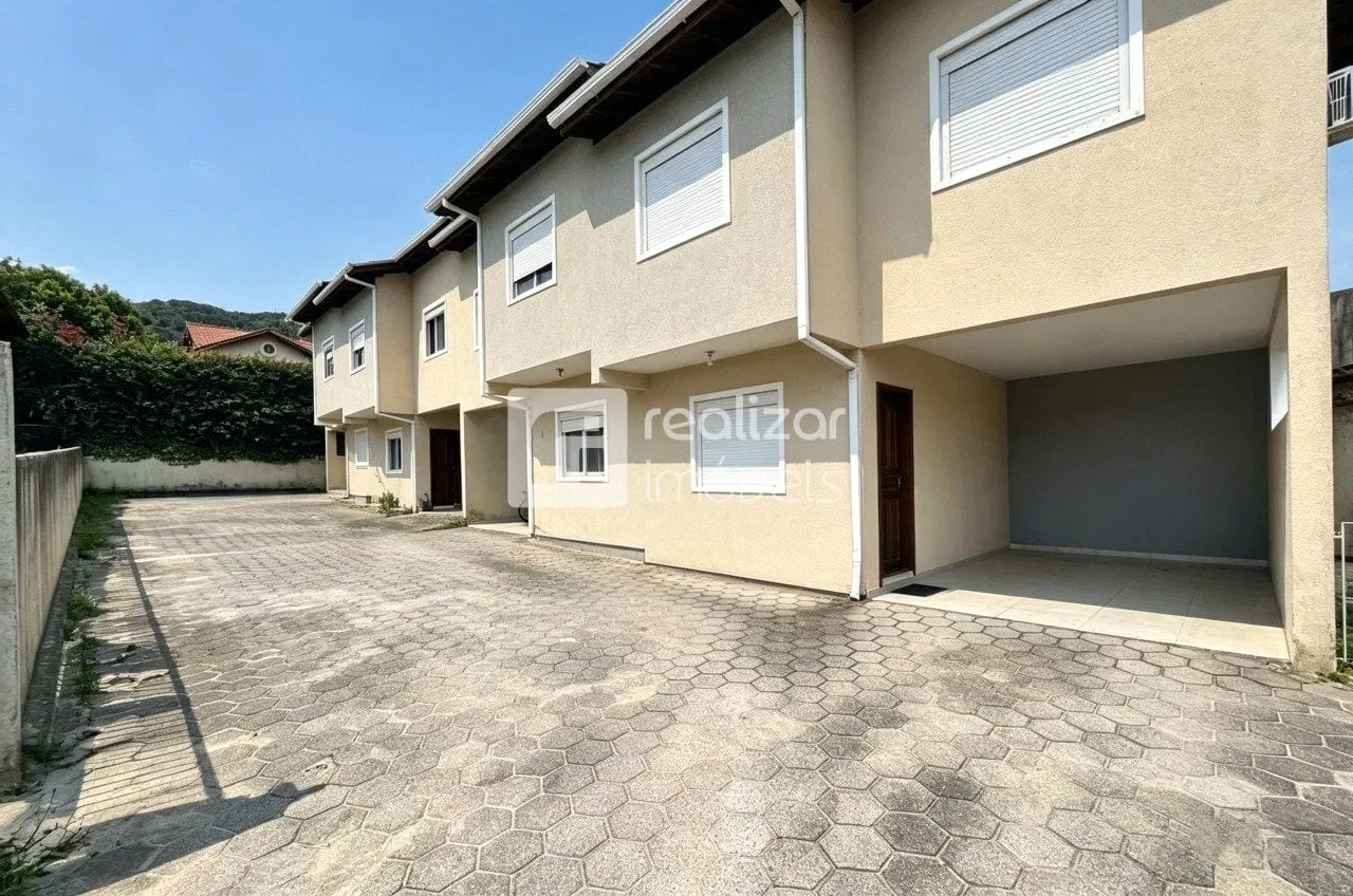 2-bedroom apartment with 2 bathrooms and 2 parking spaces — photo 3