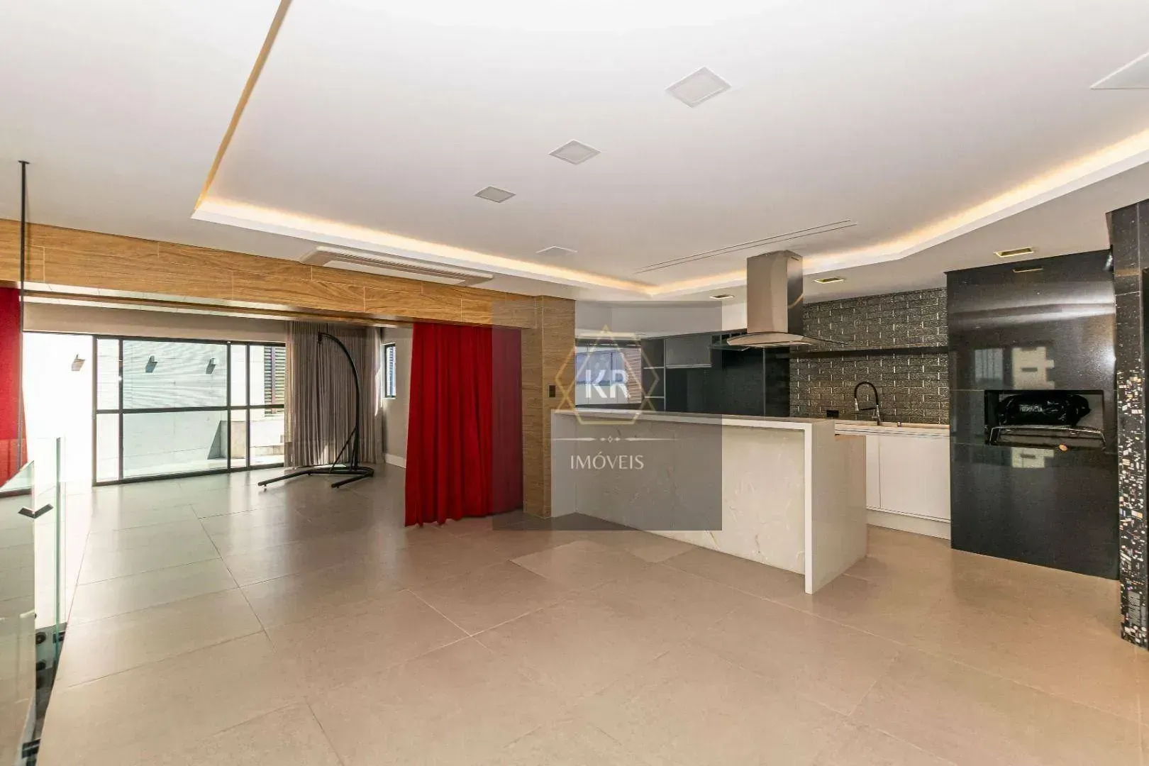 Furnished 272 m² apartment with 3 en-suites and 4 parking — photo 39