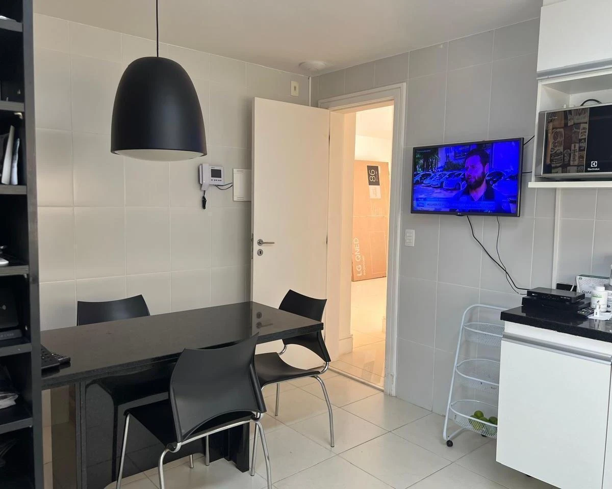 Furnished house with 3 en-suite bedrooms and 4 parking — photo 9