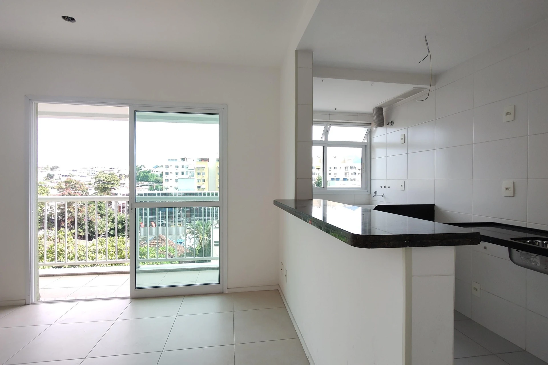 Apartamento sem mobília com 2 quartos e varanda — photo 5