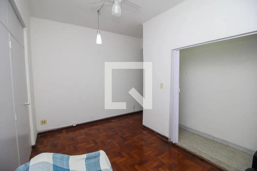 Monoambiente con piso de madera o laminado en Rio de Janeiro — photo 6