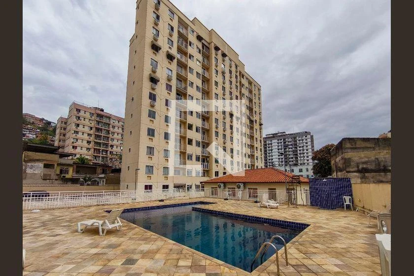 2-bedroom apartment in a building with a pool — photo 46