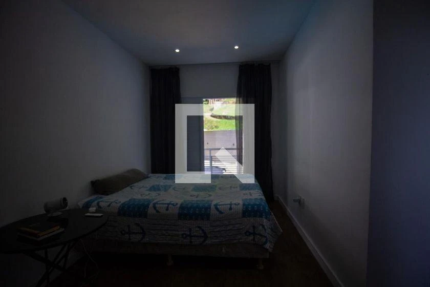 Casa para alugar com 5 quartos e varanda — photo 17