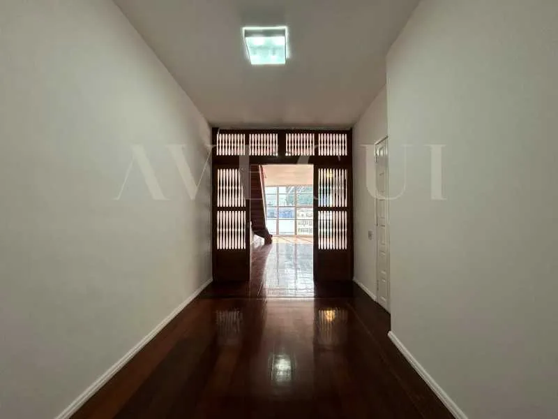 Private BBQ in a 3-bedroom apartment, 180 m² — photo 23