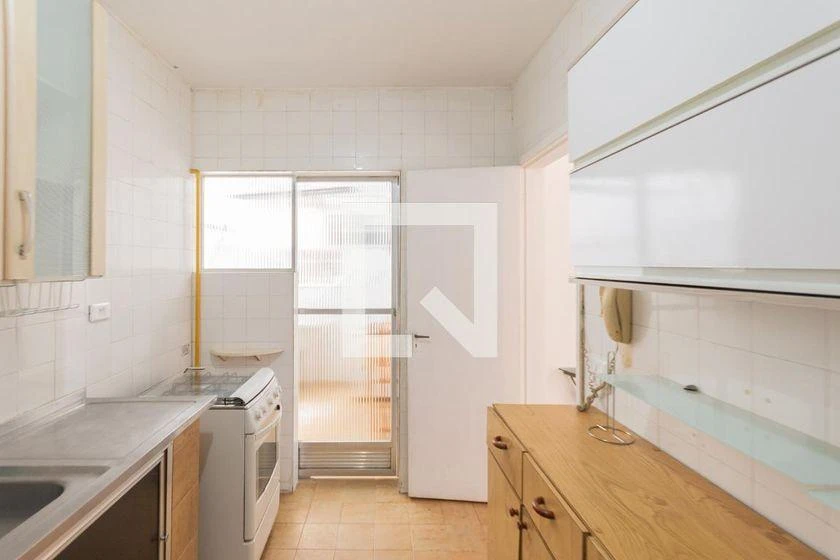 3-bedroom apartment with a home office — photo 9