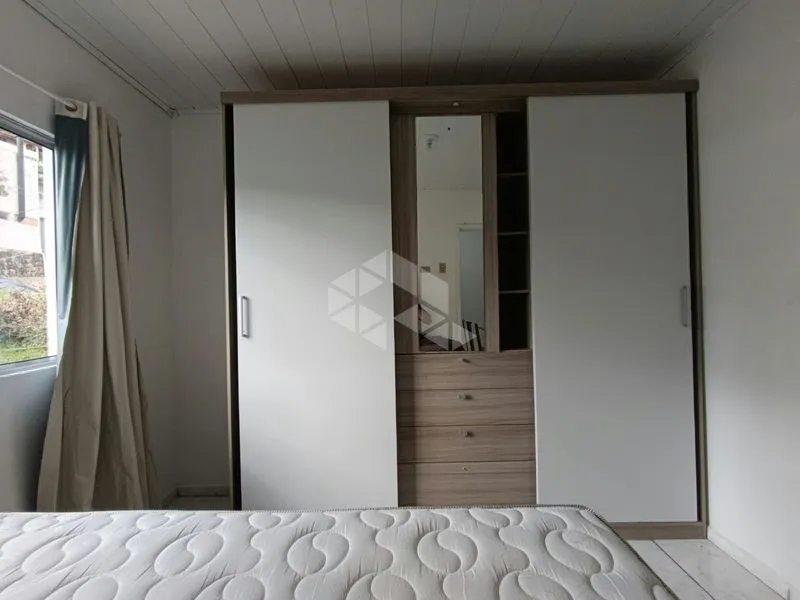 One-bedroom apartment with a washing machine — photo 9