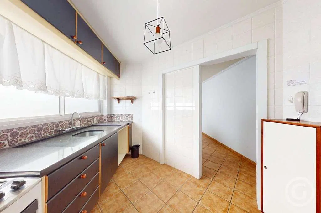 Apartamento semimobiliado de 100 m² com 2 quartos — photo 5